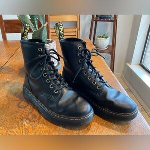 NWT Dr. Martens ZAVALA COMBAT BOOTS Size 7 EU 39